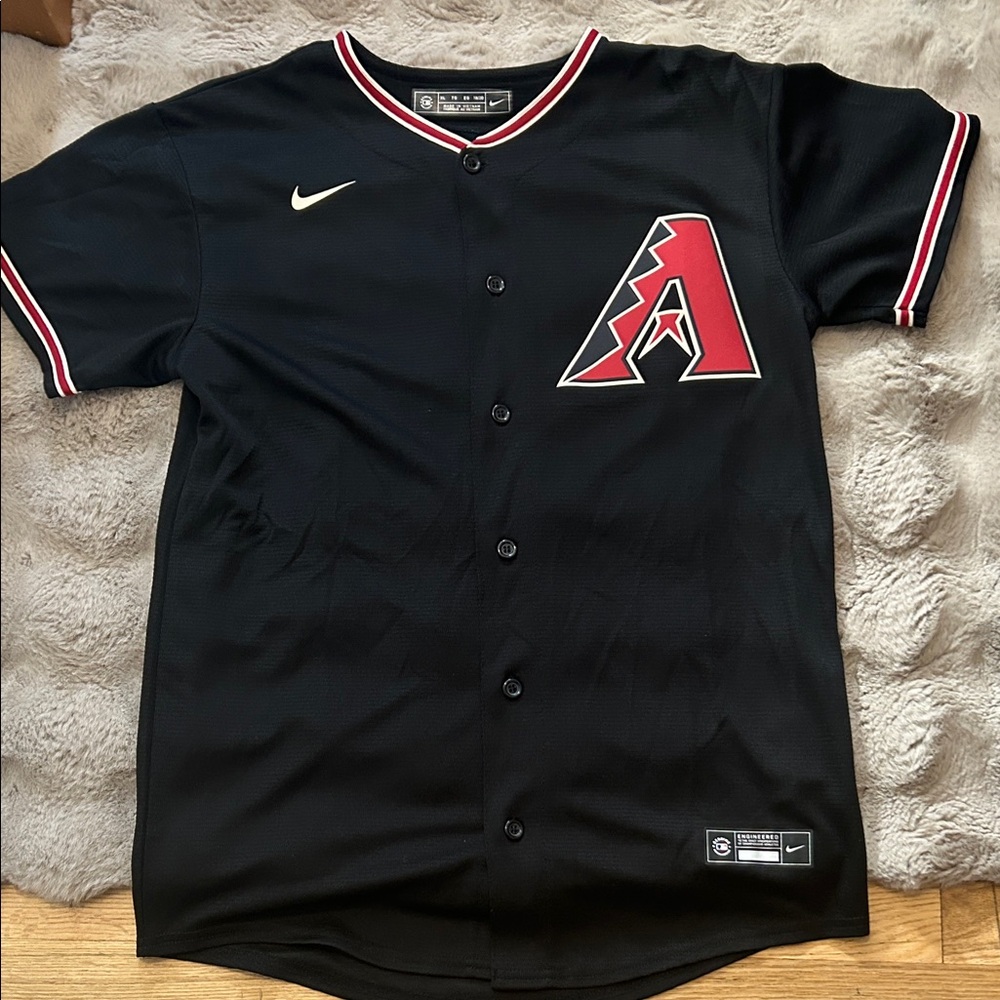 Nike Kids XL Diamondbacks Jersey.